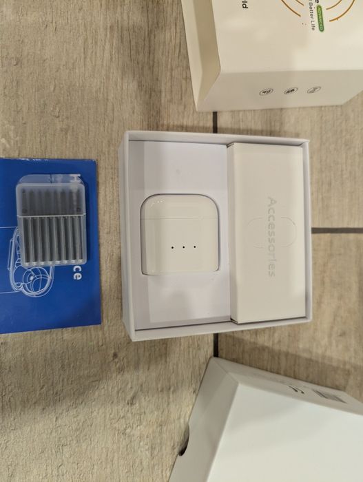 Слуховий апарат новий