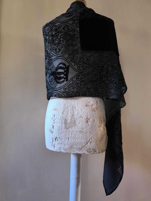 Chusta, szal , apaszka elegancka czarna z aksamitu, miękka, delikatna