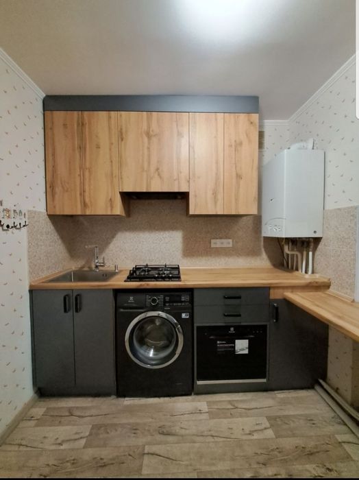 Меблі на замовлення.  Кухні. Шафи купе. Матраси. Ремонт меблів. Меблі.