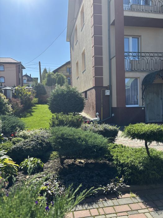 Продаж комфортного будинку