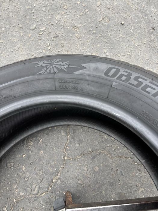 Шини 225/60 R18 пара Toyo , зима 7мм