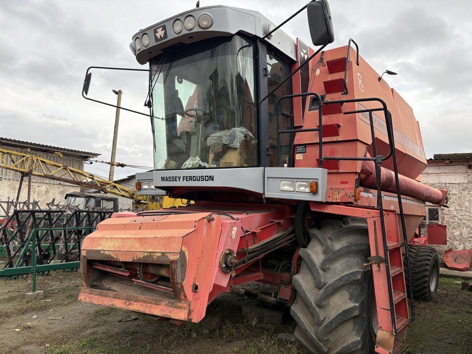 Комбайн Massey Ferguson 40