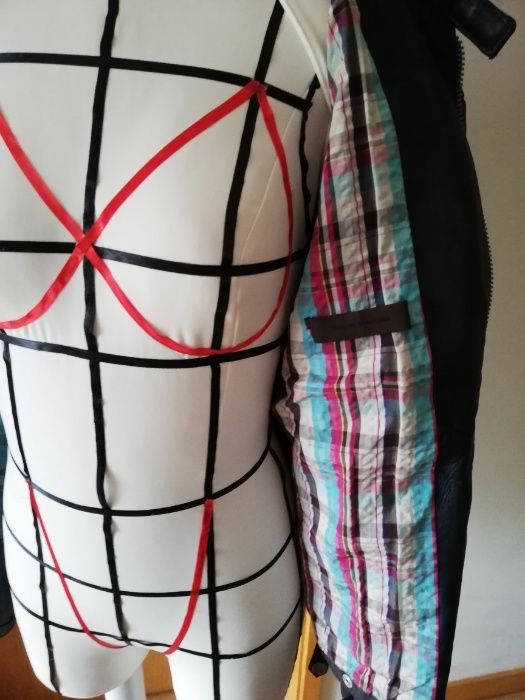 Casaco homem em pele