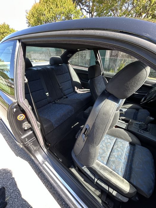 Bmw e36 coupé muito bem estimado