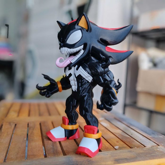 Figure Shadow x Venom (Custom) – Pintado à Mão