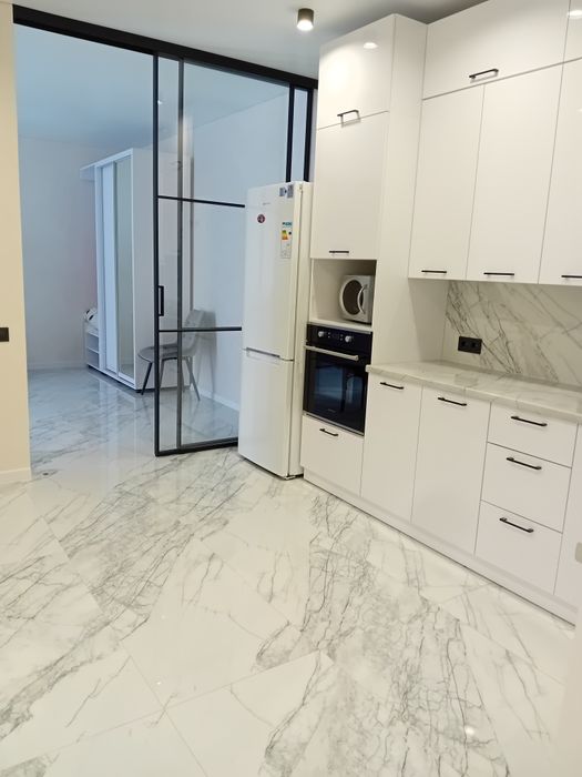 Сучасна квартира подобово