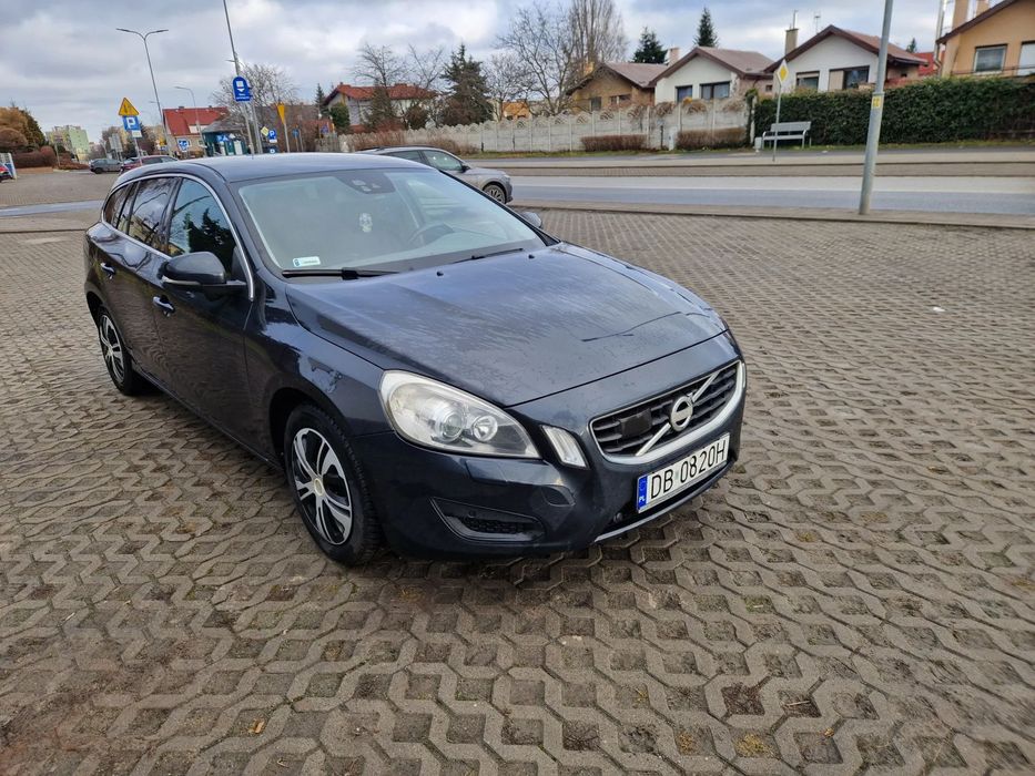 Volvo V60 Volvo V60 1,6D (125KM) 239000 km SUMMUM Automat, aktywny tempomat
