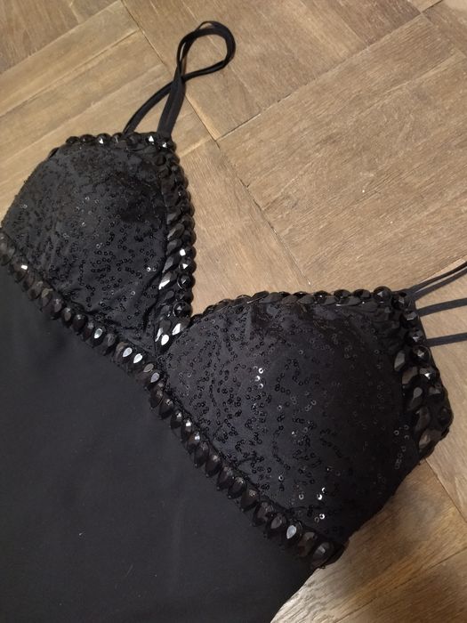 Платье нарядное.Сарафан чёрный. Дёшево!