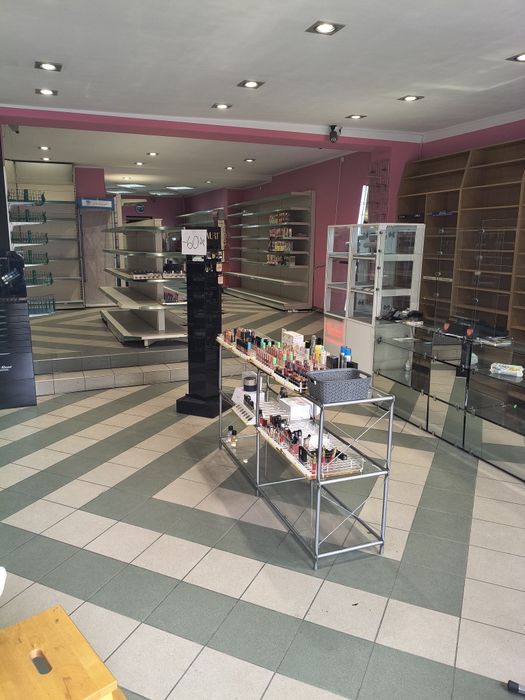Lokal 90m2 Pniewy