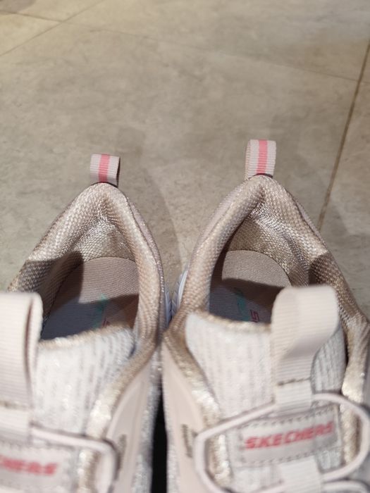 Кросівки Skechers 41/26,5
