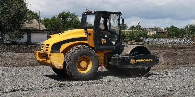 Оренда катка котка 3 6 9 10 13 тонн ущільненння трамбовка