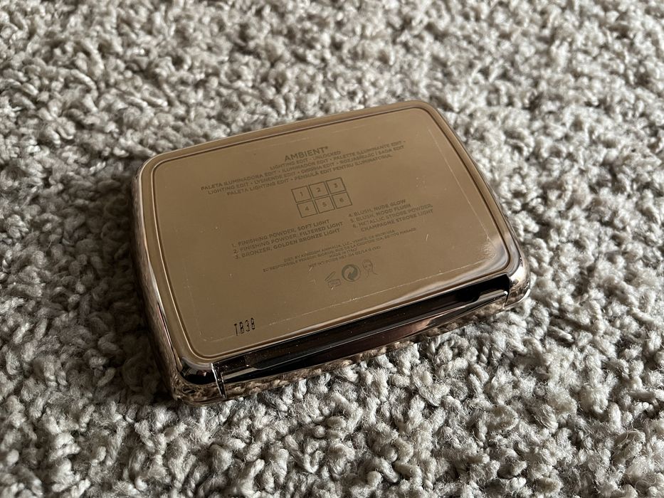 Hourglass Ambient Lighting Edit Unlocked paleta do twarzy róż bronzer