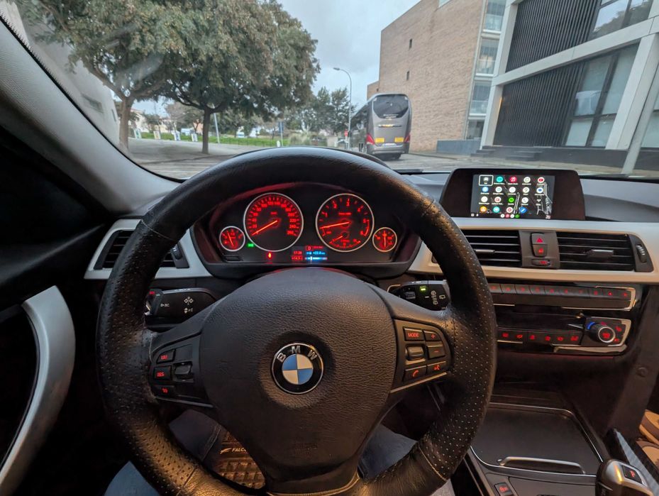 BMW 318 d Touring Auto