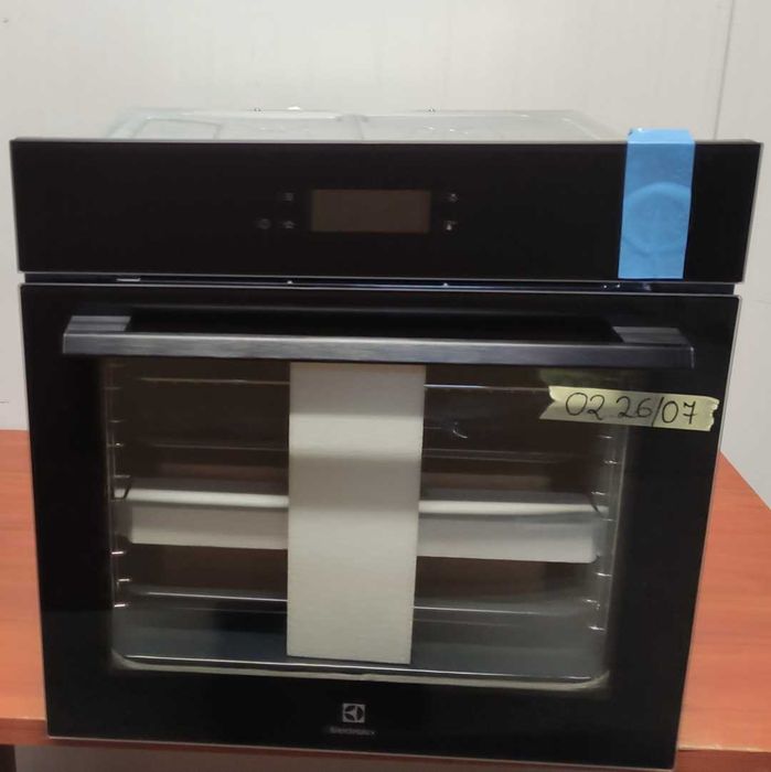 Piekarnik parowy Electrolux EOC8P39WZ Termoobieg SteamCrisp 27BH70