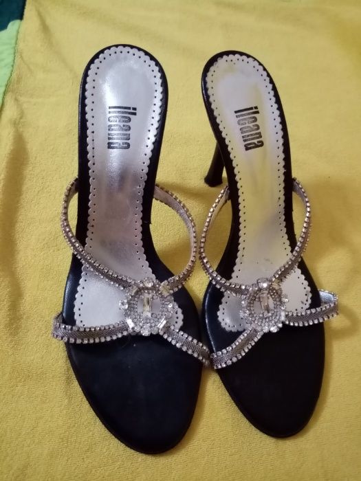 Sandálias cristais Swarovski marca Ileana