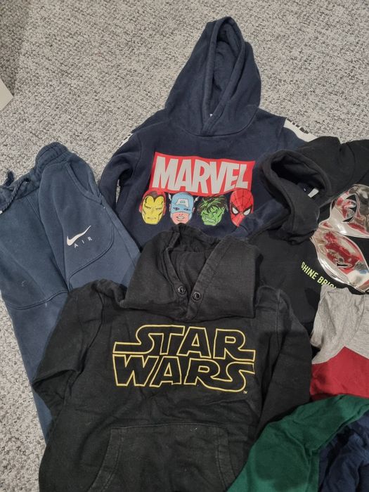 Zestaw ubranek 122/128