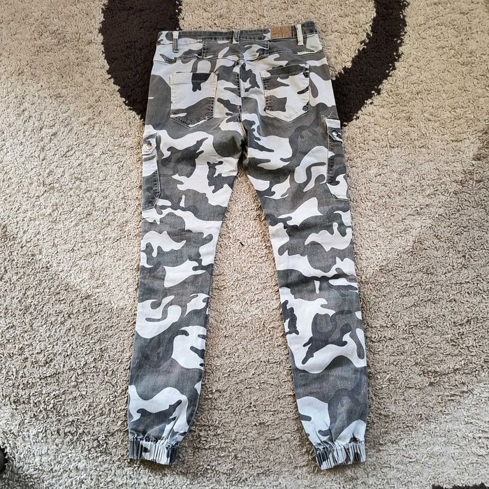 spodnie chłopięce moro joggery rozmiar S (152 cm)