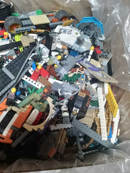 Sprzedam klocki Lego 10,5kg