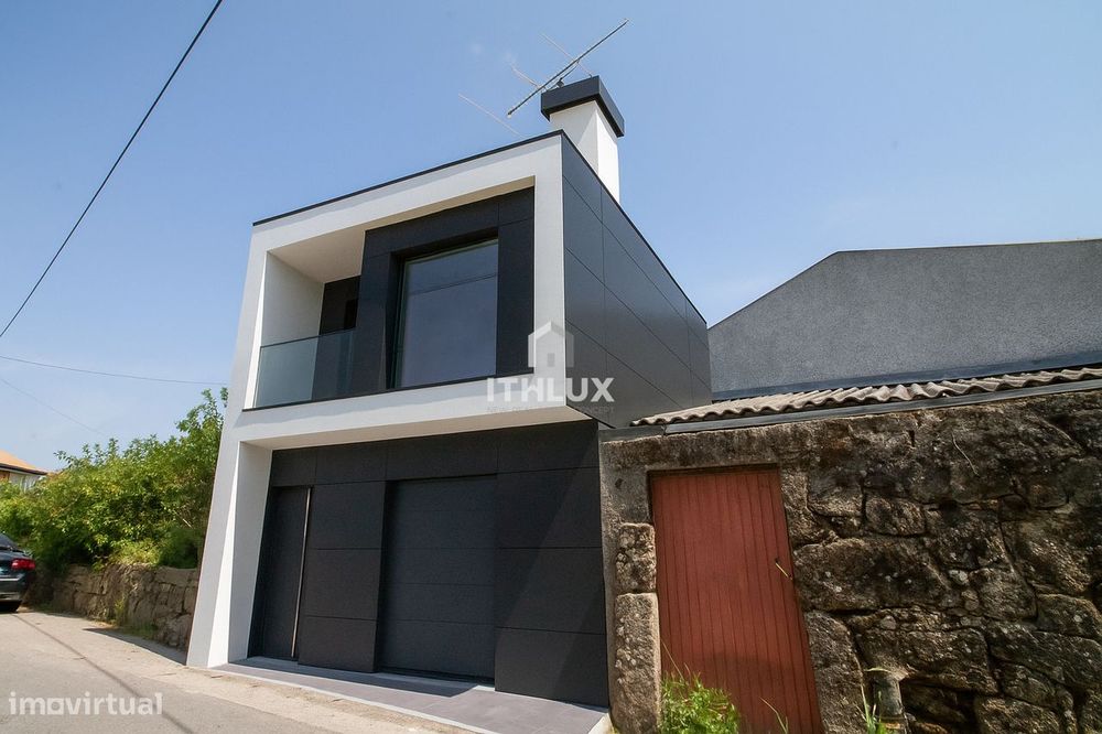 Moradia para Restaurar - Lajeosa do Dão - Viseu — Lajeosa do Dão, Viseu