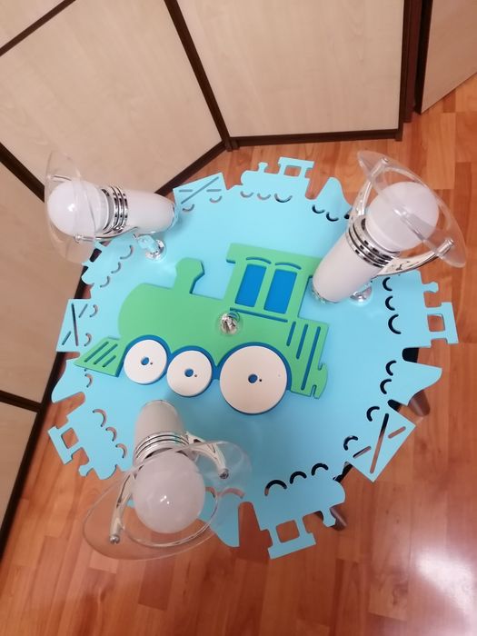 Lampa dziecięca sufitowa