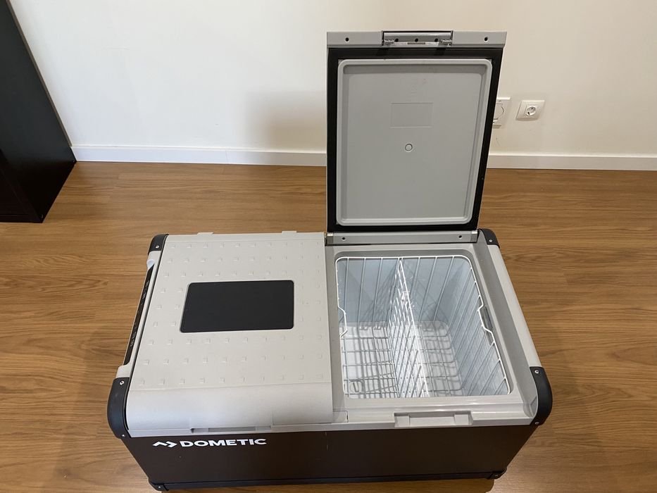 Caixas frigoríficas elétricas dometic cfx 95