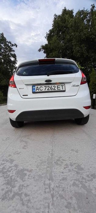 Продам  Ford Fiesta у чудовому стані.