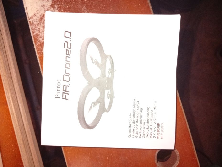 Vendo drone com câmara controlado por telemóvel