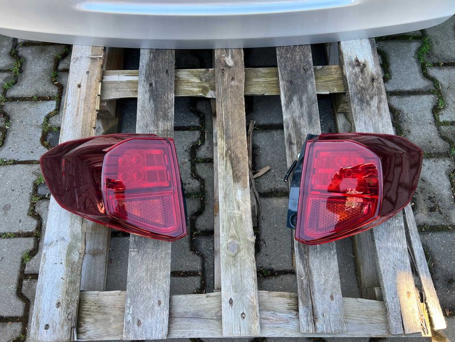 Кришка багажника з розборки Suzuki Vitara IV LY шрот Сузукі запчастини