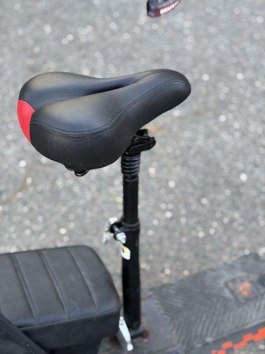 Gugurin g2 електросамокат з шоломом в подарунок