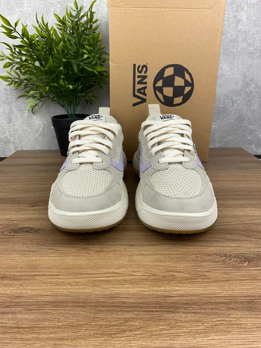 Vans Ultrarange Neo VR3 r. 39 – zamszowe buty z siateczką