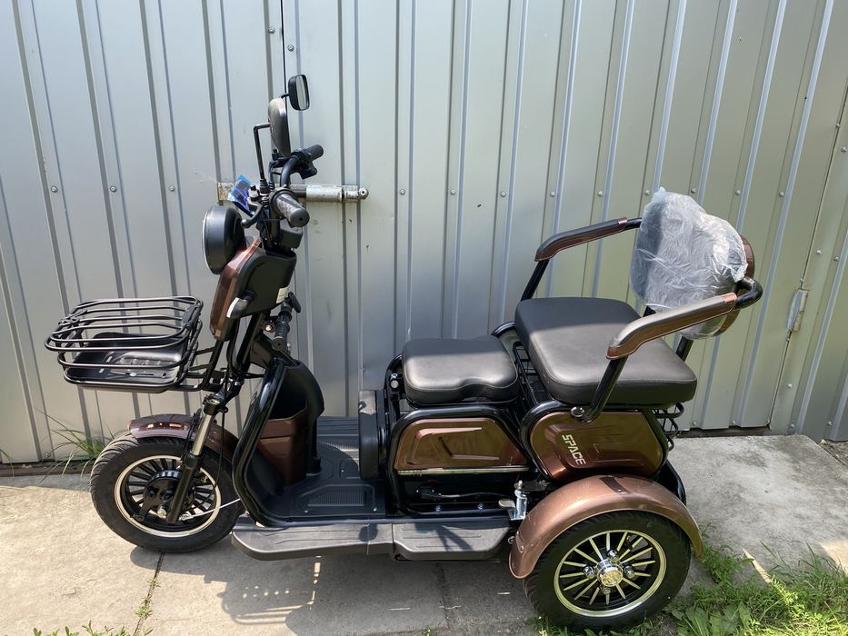 Новий електроскутер SPACE TITAN