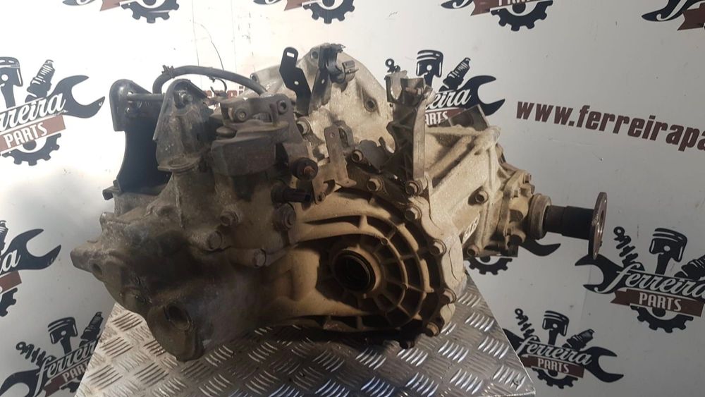 CAIXA DE VELOCIDADES NISSAN X-TRAIL 2.2 DCI REF: EQ068