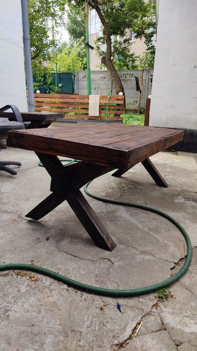 Стол деревянный дача