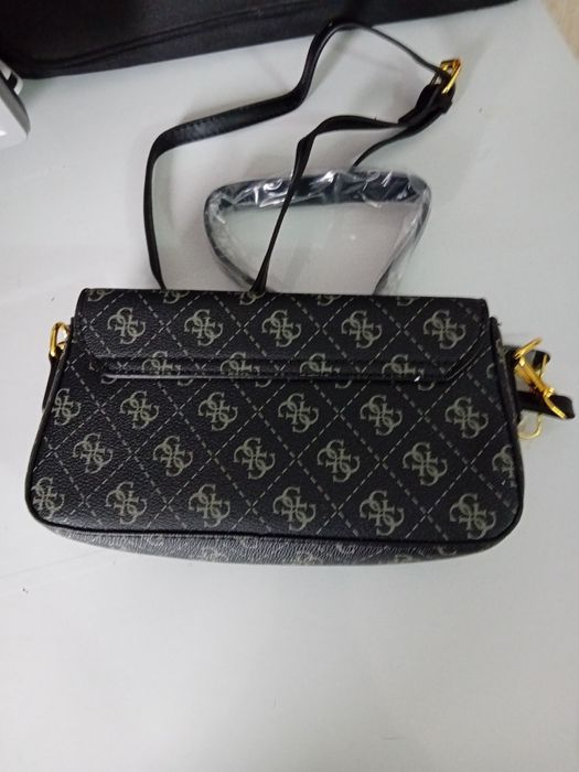 Mala guess preta