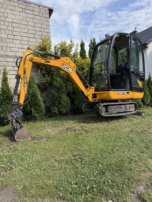 Sprzedam minikoparka jcb 8016