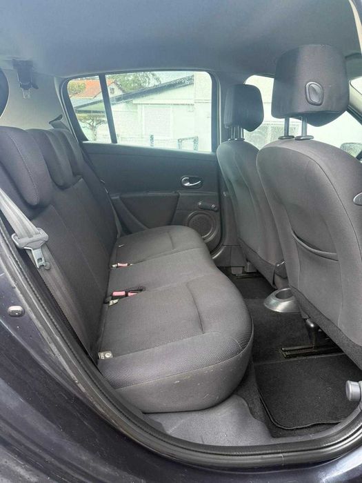 Renault Clio 1.2 16v A/c