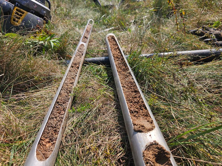 Geolog, Geotechnik, odwierty, badanie gruntu, opinia geotechniczna