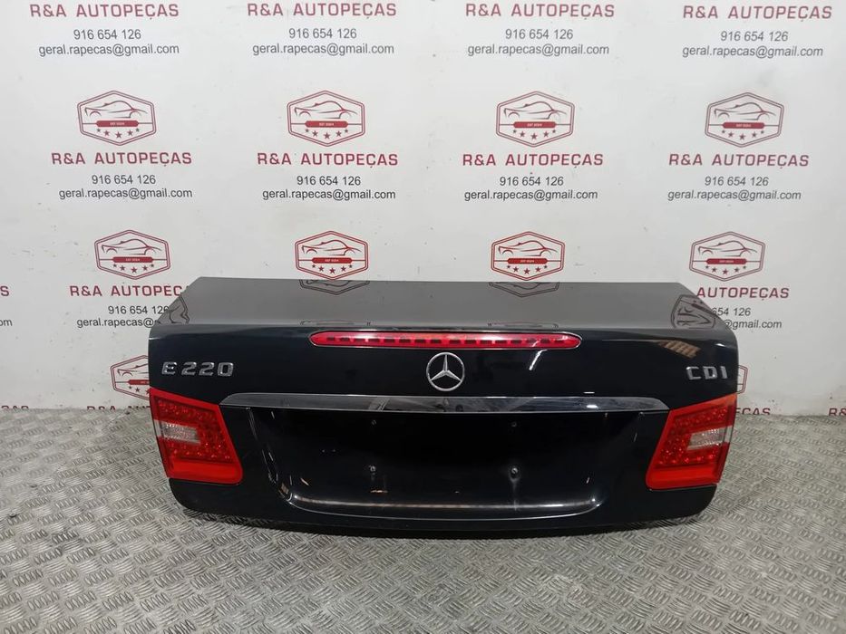 Tampa de Mala Mercedes Class E Coupé W212 Original