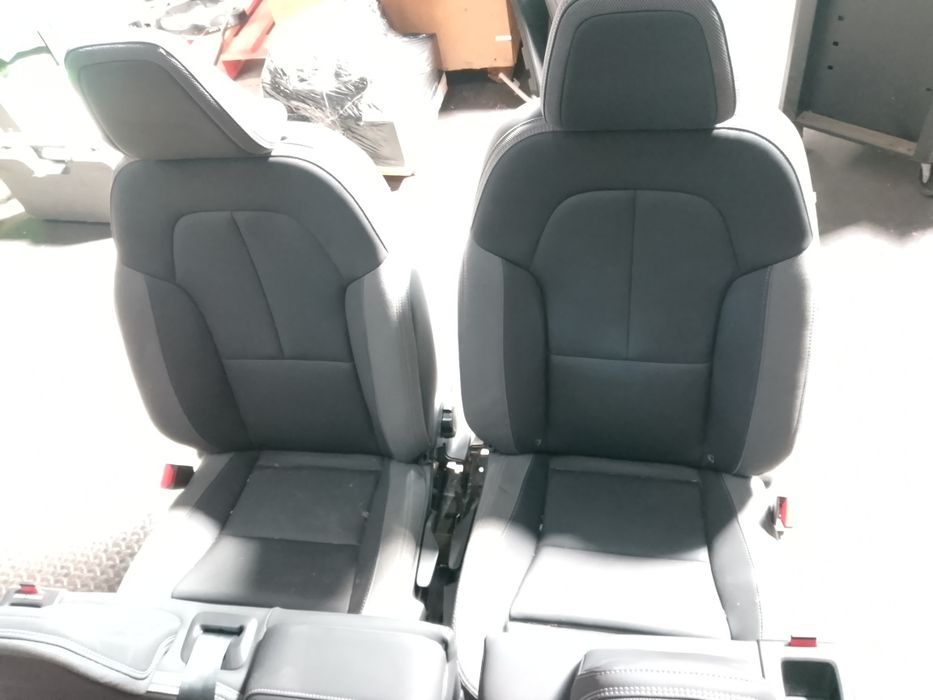 Conjunto bancos Volvo XC40
