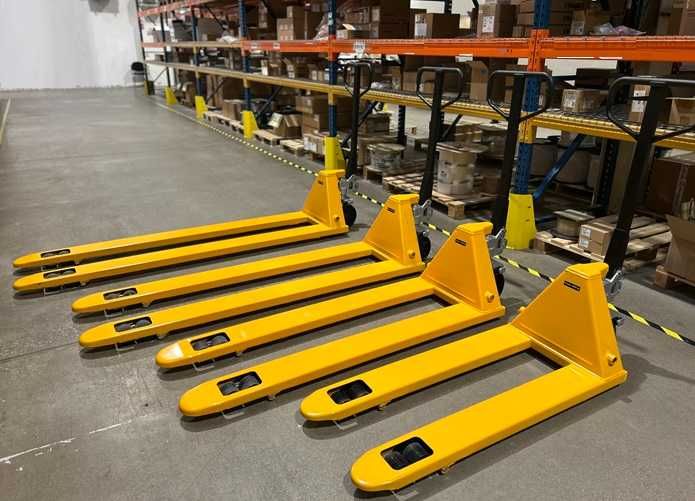 Paleciak AC25. Ręczny wózek paletowy 2,5 tony. Wysoka jakość wykonania