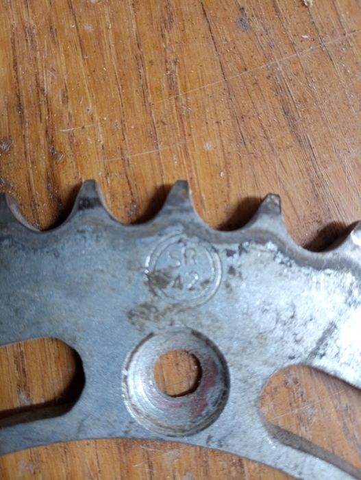 Зірочка до мото на  42, 45,49.