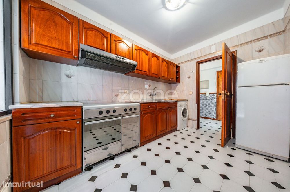 Apartamento T3 | Rua Padre Manuel da Nóbrega, Celas
