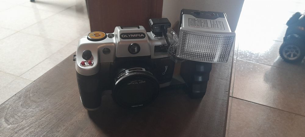 Máquina fotográfica colecção64551885840515122