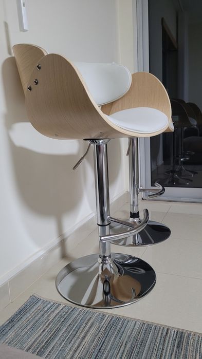 Bancos giratórios 50 euros