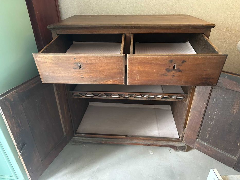 Credência Antiga Portuguesa Castanho/Nogueira Séc. XVIII-XIX - Buffet
