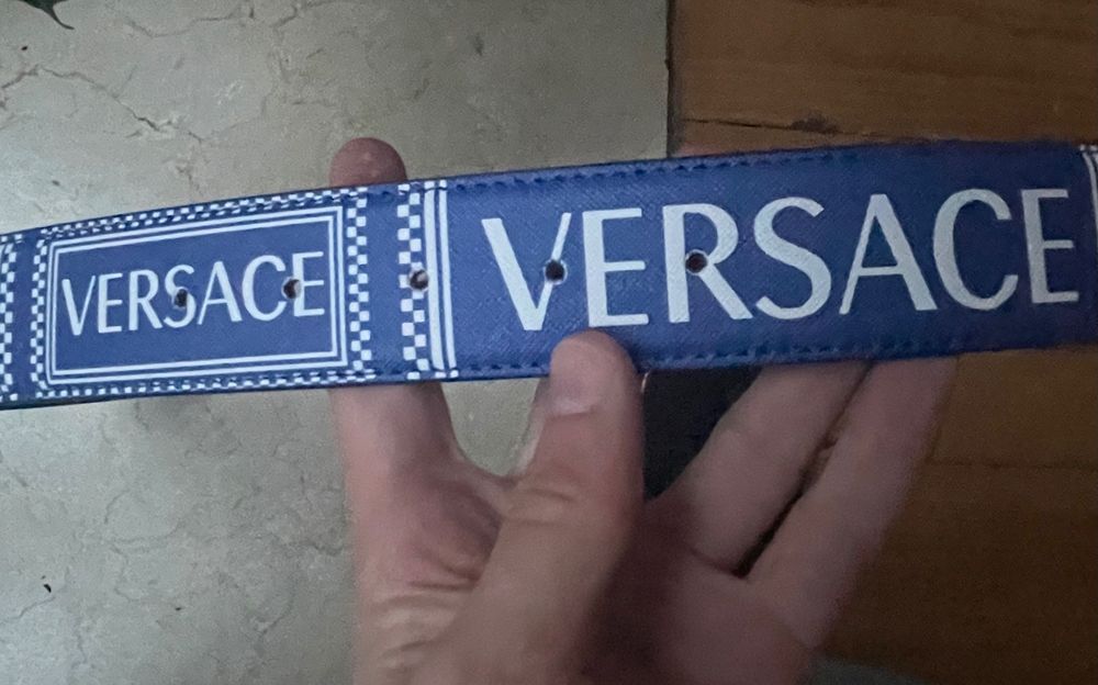 Cinto Azul com Cabeça da Medusa da Versace