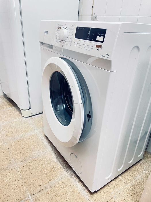 Vendo Máquina de Lavar-Roupa Kunft