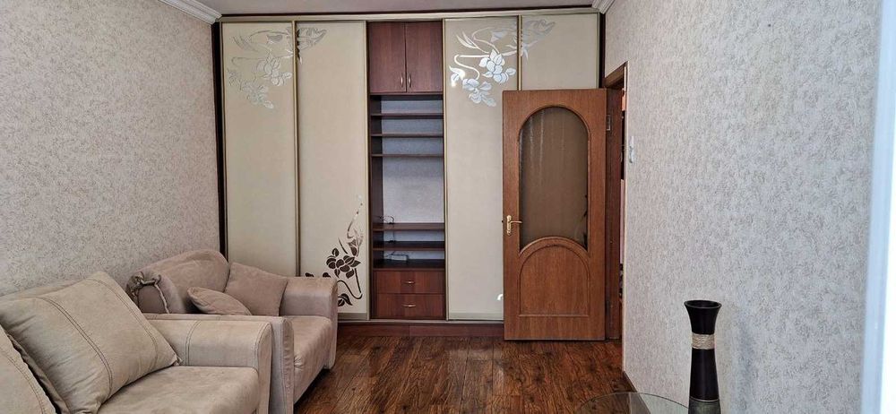 Продам 1-к., в  центрі Броварів, бульв. Незалежності 6-Б, масив, Київська  Держ.програми - View 3