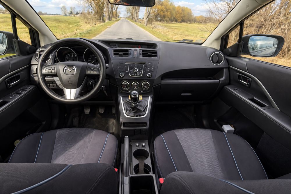 Mazda 5 2011 rok, 2.0 benzyna 150 KM, 7 osób