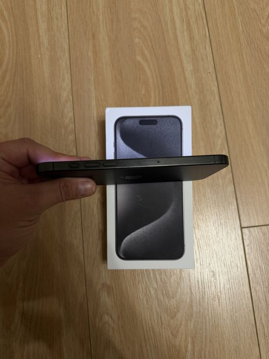 Iphone 15 Pro Max 256gb Neverlock фіз сім  95%стан батареї